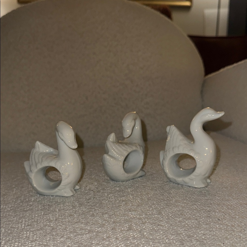 Elegant White Swan Napkin Rings set of 3 porcelain